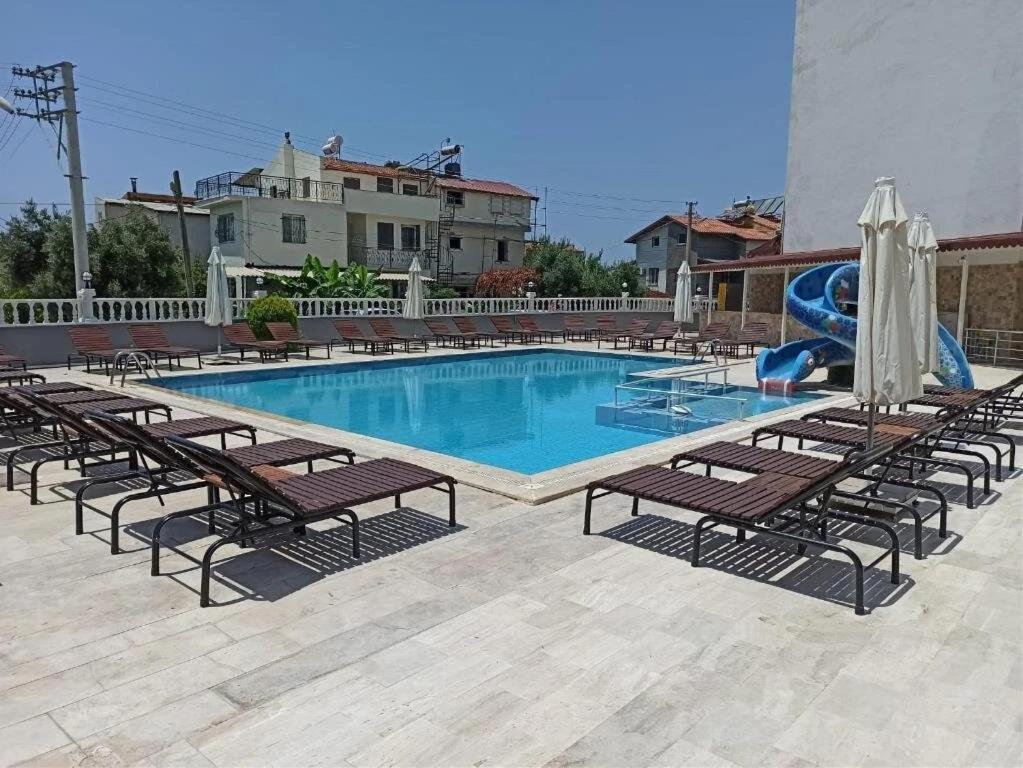 Moonstar Hotel Κουσάντασι Εξωτερικό φωτογραφία